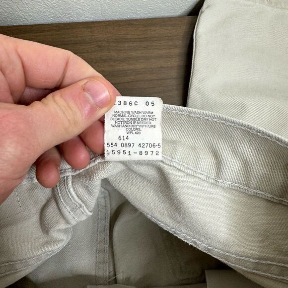 Vintage Levi’s 951 relaxed fit tapered leg jeans women’s size 14 beige - Picture 9 of 11